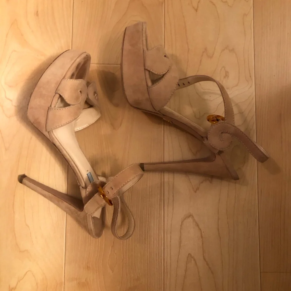 Prada Camoscio nude suede platform sandals 42